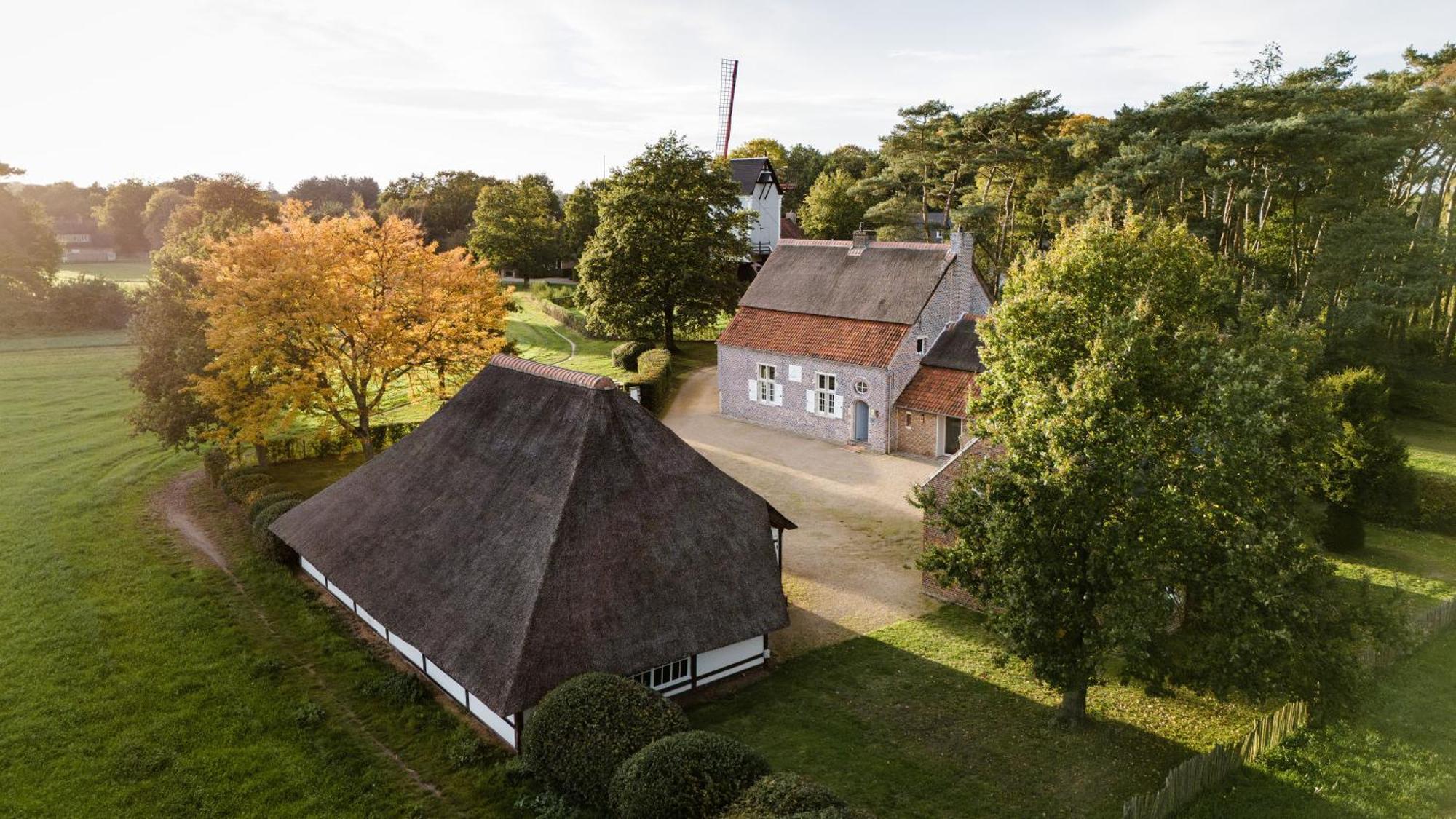 Beddermolen - Molenhuis Op Historisch Erfgoeddomein Westerlo Luaran gambar
